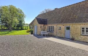 2 Bedroom Amazing Home In Samsø