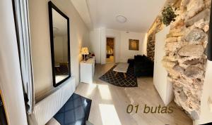 Six Apartment Simona