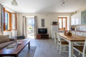 Appartamento con 2 Camere da Letto e Terrazza
