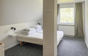 Nice Home In Aakirkeby With Wifi