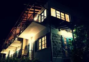 Aigaion Guesthouse - Kariotes