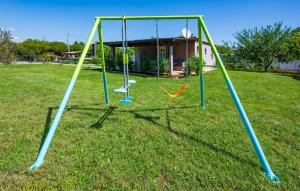 2 Bedroom Cozy Home In Pula