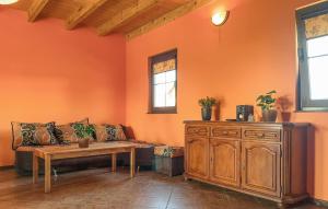 Amazing Home In Podamirowo