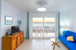 Cómodo apartamento en El Calón Playa frente al mar y piscina - by Almería Rentals