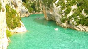 Campings Camping 2 etoiles - Parc aquatique - efadbe : photos des chambres