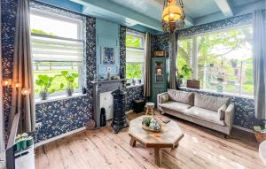 Cozy Home In Harich With Wifi