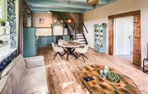 Cozy Home In Harich With Wifi