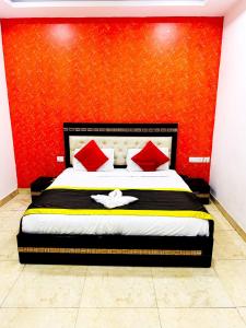 Airport Hotel Viraj Palace