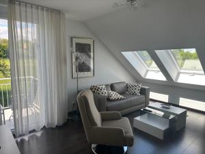 2-Zimmer-Ferienwohnung mit 2 Balkons - Golf, Bike & Wellness im Markgräflerland!