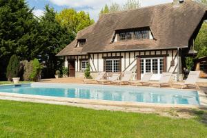 Maisons de vacances Superbe Maison Normande avec Piscine a 3 minutes de la mer : photos des chambres