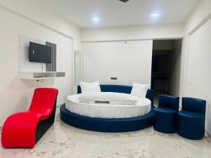 Hotel Wow Inn - Dhanori-Lohegaon Rd, Parande Nagar, Dhanori, Pune