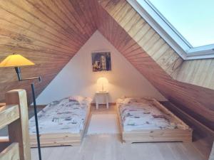 Maisons de vacances Maison de pecheur au calme, 4 pers, proche plage, jardin, Wifi - FR-1-775-24 : photos des chambres