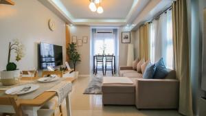 Skyline View Cylos Place Victoria Sports Tower