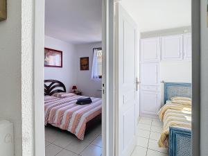 Maisons de vacances Petit coin de paradis dans residence avec piscine : photos des chambres