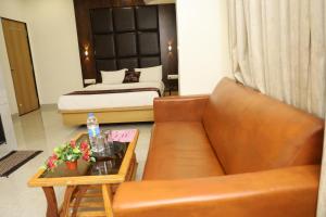 Hotel Satyam Residency