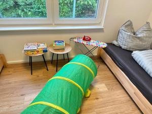 AB2 OG I Geräumige Top-Wohnung mit Balkon & Garage I 3 Min zur S-Bahn I Nähe Messe Flughafen