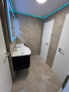 Wicky 1 Monteur Wohnung