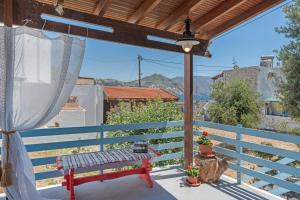 Telendos Gallery House