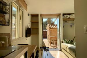 Le Maguelone- Studio with beach access air conditioning and exterior !