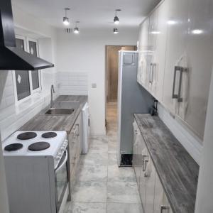 Near Manor Hospital Free Wifi