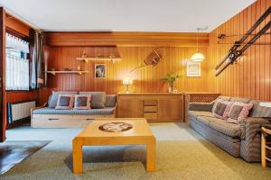 Bardot by CARDISuites