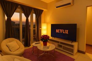 Elegant 1BR near Solaire, Okada, Mall of Asia