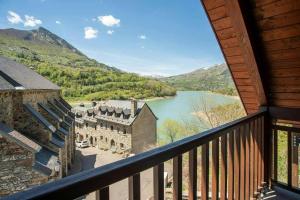 Iraida - Precioso dúplex en Lanuza by Cardi Suites