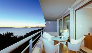 Sea View Penthouse Residence Podstrana