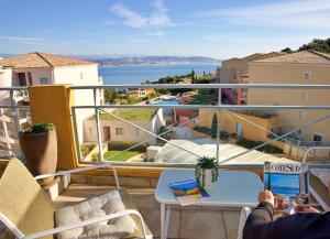 Superb T3 with terrace and sea view