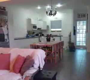 Cosy Stay - Homestay with Linda & Garfield