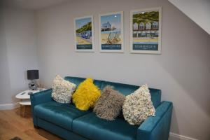 AMORE MARE by BOURNECOAST - Love Sea - A Stylish Apartment Near the Sandy Beaches - FM9651