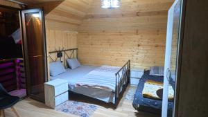 Kashmiri kitchens hotel