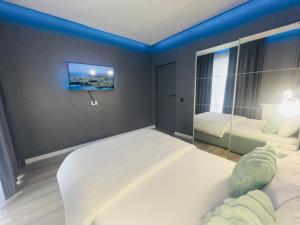 The Garden Apartment