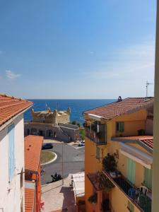 T4 Old Town Menton - Mer-Cœur de la Piétonne