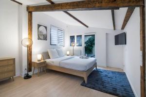 Superb duplex located on rue Mouffetard