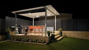 Moore to Sea~Spectacular views in stylish comfort