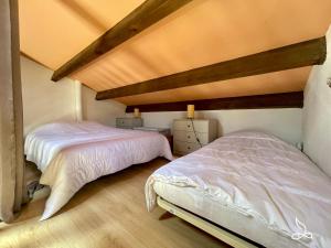 Maisons de vacances Maison 5pers-clim-piscine-wifi : photos des chambres
