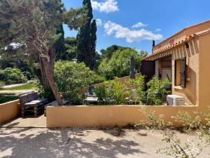 Maisons de vacances Maison 5pers-clim-piscine-wifi : photos des chambres