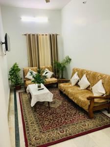 Indira home stay