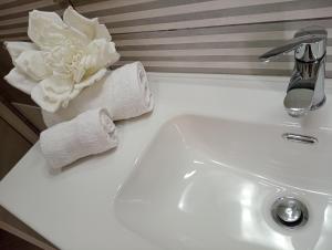 Aurora and Brothers home