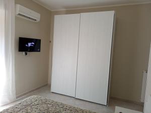 Aurora and Brothers home