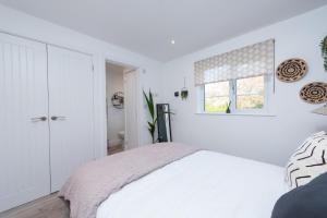 Bridge House - 1-Bed with Sofabed