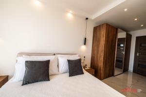 Seaside Serenity, Cruise-like Comfort