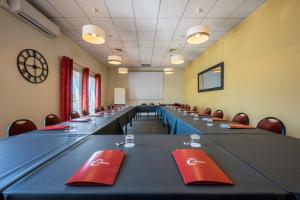 Hotels The Originals City, Hotel du Faucigny, Cluses Ouest : photos des chambres