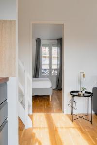 Brand New - Exquisite and Sunny Parisian Loft