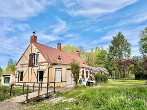 Maisons de vacances Maison entiere sur une ile privee, au coeur du marais de Tilques : photos des chambres