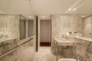 Clerigos 82 luxury Housing