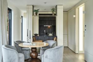 Bakery House by Nestor