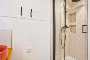 Appartements Appartement fraichement renovee - Jacuzzi au coeur de Caen : photos des chambres