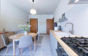 Casa Origine, appartamento vista piscina, al mare